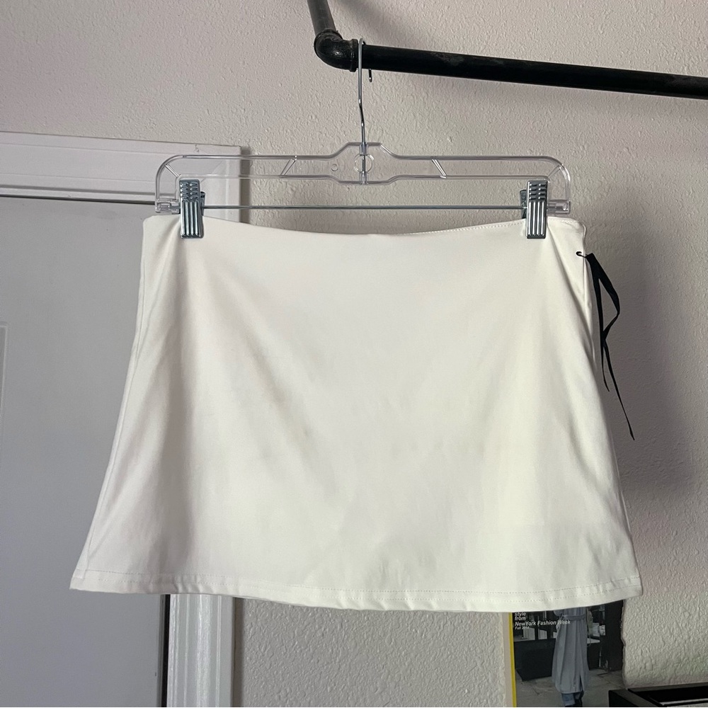 NWOT FANCI CLUB white knit micro mini skirt skort‎ shorts